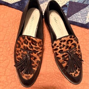 Freda Salvador Leopard Print Tassel Loafers